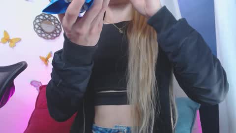 Snapshot of gabbyhills_ chatting on October 15, 2025, 10:37 am  Gabby  online show from October 15, 2025, 10:37 am