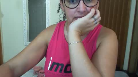 gaby  layla online show from June 5, 2026, 8:36 pm