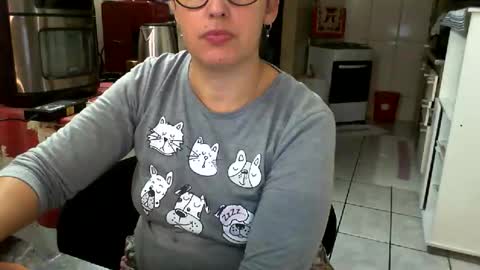 gaby  layla online show from June 8, 2026, 1:28 am