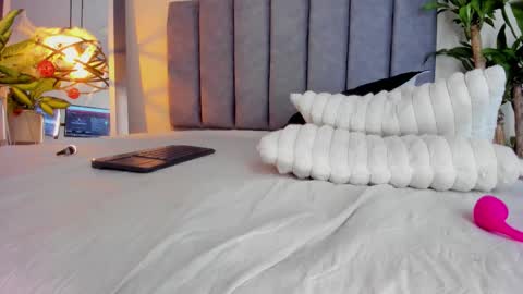 Carolina online show from October 26, 2025, 2:23 pm