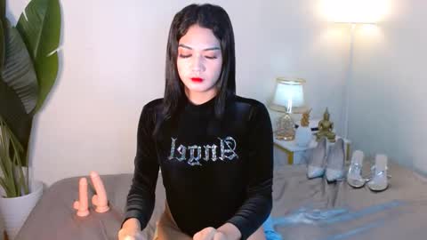gabriela_deluxe online show from December 20, 2025, 6:59 pm