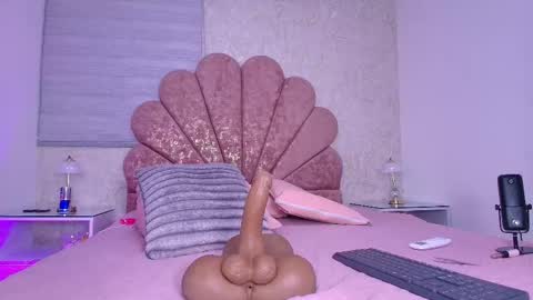 gabriela online show from March 5, 2026, 7:32 pm