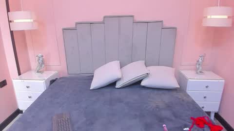 Snapshot of gabriela_lux chatting on October 17, 2025, 11:57 am online show from October 17, 2025, 11:57 am