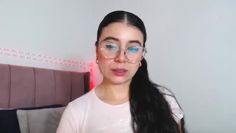 GabrielaRossa online show from May 27, 2026, 2:03 pm