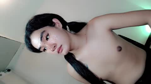 Snapshot of gabrielawantsyou chatting on December 9, 2024, 7:06 am GABBY online show from December 9, 2024, 7:06 am