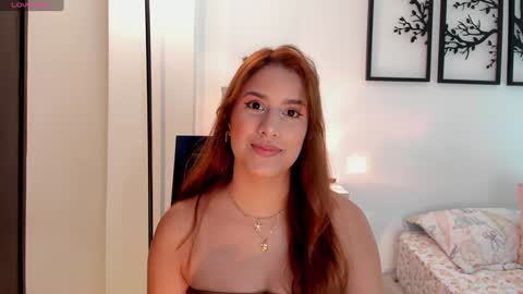 Snapshot of gabriella__tom chatting on January 11, 2025, 10:29 pm Gabriella online show from January 11, 2025, 10:29 pm