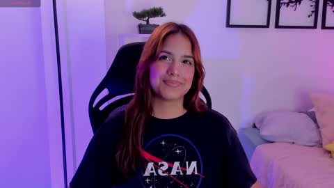Snapshot of gabriella__tom chatting on February 22, 2025, 2:39 am Gabriella online show from February 22, 2025, 2:39 am