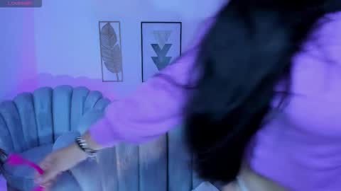 gabriella_evans_ online show from November 1, 2025, 11:12 am