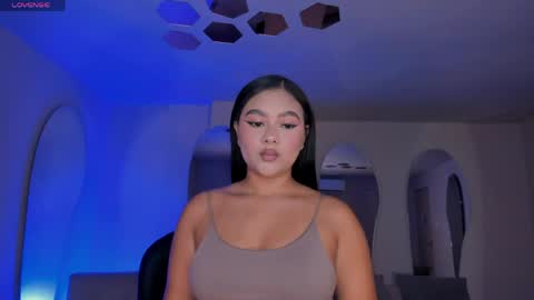 Gabriella Lee online show from June 5, 2026, 3:24 am