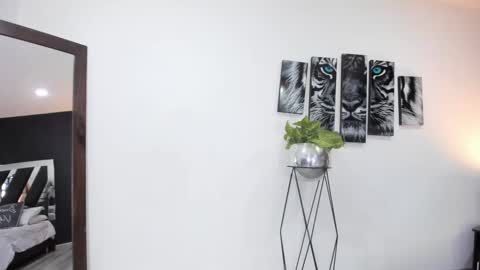 Gabriella Antonella online show from October 3, 2025, 3:09 pm