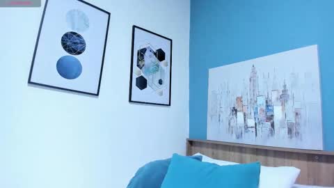 Gabriella Antonella online show from November 28, 2025, 4:20 pm