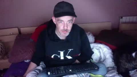 gabssss0802 online show from December 8, 2024, 11:35 am