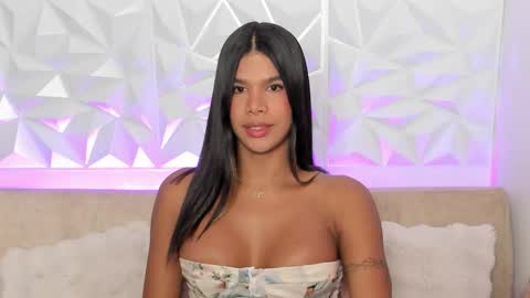 Gabriela  online show from May 4, 2026, 11:23 pm