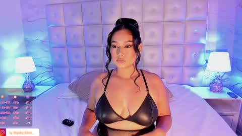 Gaby Blaze online show from December 7, 2024, 6:26 pm