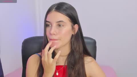 Gabriela online show from October 4, 2025, 9:02 pm