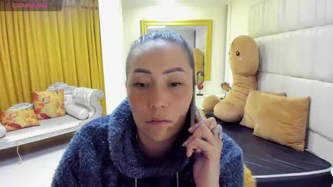 gabriela online show from March 6, 2025, 7:54 pm