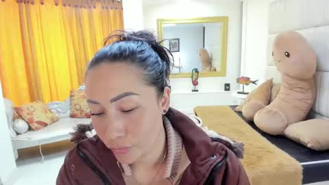 gabriela online show from September 12, 2025, 3:45 pm