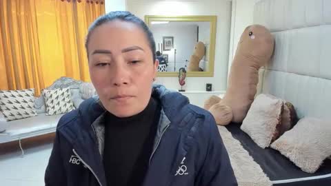 gabriela online show from November 5, 2025, 2:17 pm