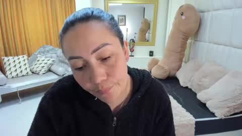 gabriela online show from November 12, 2025, 4:29 pm