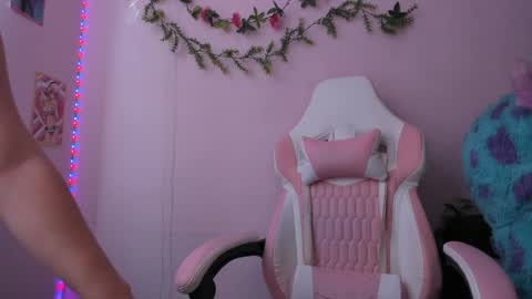 Snapshot of gaby_vandriel chatting on April 13, 2026, 6:13 pm GABRIELA online show from April 13, 2026, 6:13 pm