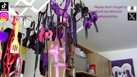 gabygumms online show from September 29, 2025, 2:11 pm