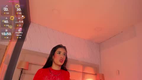 Snapshot of gabyowenss_ chatting on February 24, 2026, 10:52 pm Gaby Owens online show from February 24, 2026, 10:52 pm