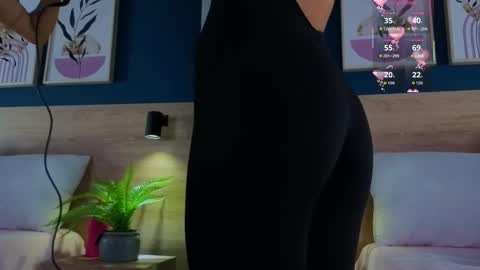 Gaby online show from September 29, 2025, 8:02 pm