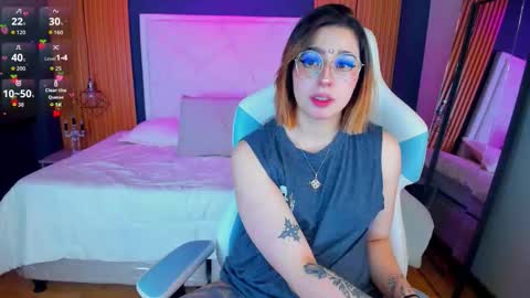 gabyrose9 online show from October 7, 2025, 11:40 am