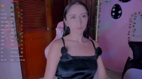 gabyye capprins online show from September 19, 2025, 9:15 pm