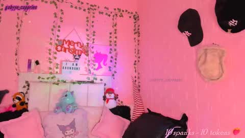 gabyye capprins online show from December 1, 2025, 12:04 am