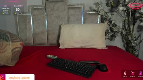 gabyyjones online show from December 15, 2025, 11:36 am