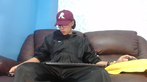 gadiel_sex online show from February 17, 2025, 12:27 pm