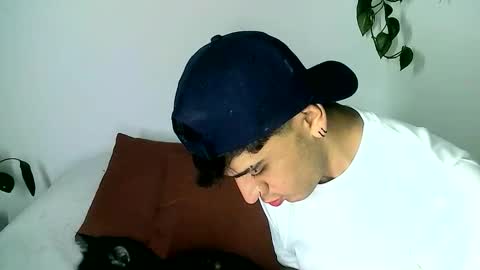 Gael Garca online show from February 17, 2026, 3:58 am