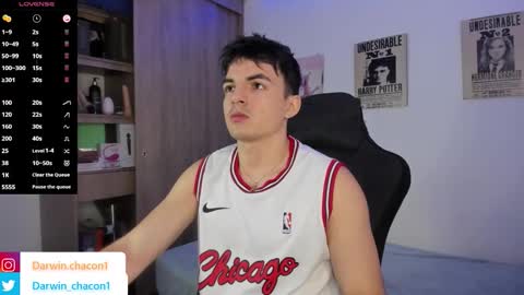 GaelVilla online show from October 24, 2025, 3:08 pm