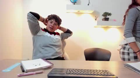 gaia_n_nix online show from February 17, 2026, 8:15 pm