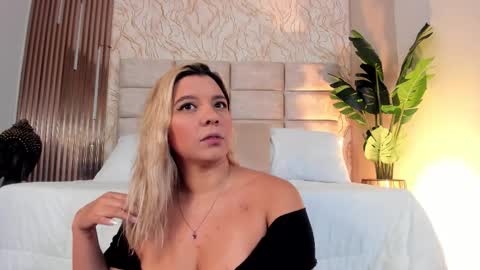 Snapshot of gaia_stonne chatting on February 7, 2026, 12:53 pm gaia_stonne online show from February 7, 2026, 12:53 pm