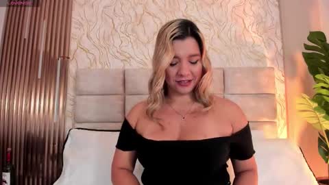 Snapshot of gaia_stonne chatting on February 21, 2026, 12:28 pm gaia_stonne online show from February 21, 2026, 12:28 pm