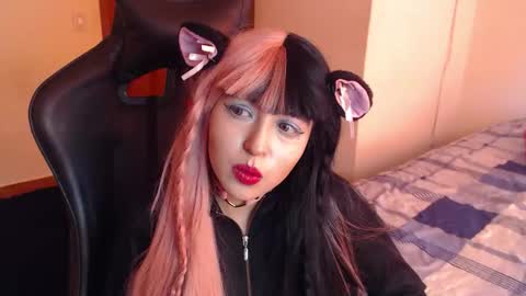 Kate 3 online show from June 4, 2026, 7:31 pm