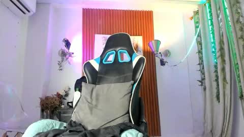 Snapshot of galactica_7 chatting on November 5, 2025, 11:21 am galactica_7 online show from November 5, 2025, 11:21 am