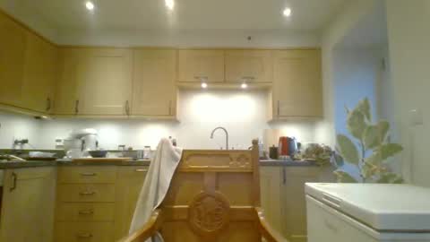 Snapshot of galacx chatting on March 6, 2025, 5:43 pm galacx online show from March 6, 2025, 5:43 pm