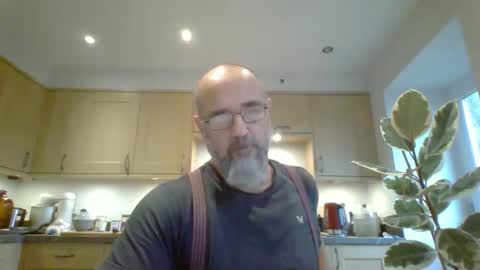 Snapshot of galacx chatting on November 5, 2025, 9:31 am galacx online show from November 5, 2025, 9:31 am