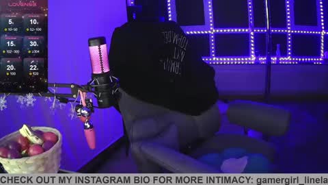 gamergirl_linela online show from April 2, 2026, 9:23 pm