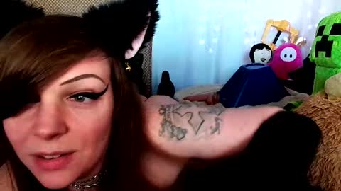Snapshot of gamergirlroxy chatting on February 28, 2025, 10:06 pm GamerGirlRoxy online show from February 28, 2025, 10:06 pm