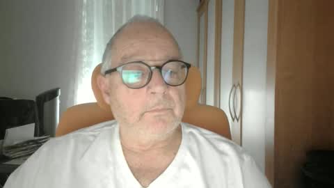 gamin68 online show from November 17, 2025, 6:03 pm