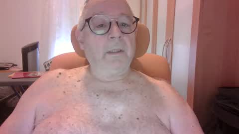 gamin68 online show from November 24, 2025, 2:06 pm