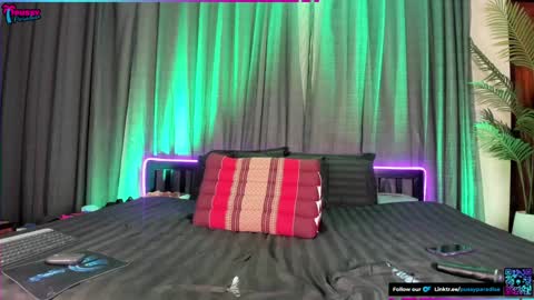 Morena Mitch online show from October 19, 2025, 3:40 am