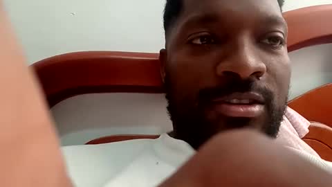 royal online show from April 29, 2026, 4:44 pm