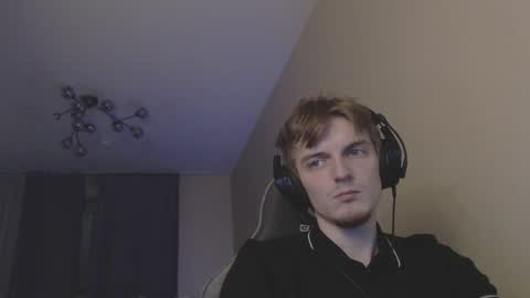 Snapshot of gasturfahe chatting on January 3, 2025, 8:43 pm gasturfahe online show from January 3, 2025, 8:43 pm