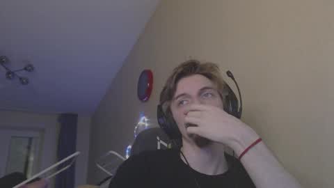 Snapshot of gasturfahe chatting on February 10, 2025, 12:08 am gasturfahe online show from February 10, 2025, 12:08 am