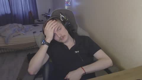 Snapshot of gasturfahe chatting on March 5, 2025, 12:11 pm gasturfahe online show from March 5, 2025, 12:11 pm